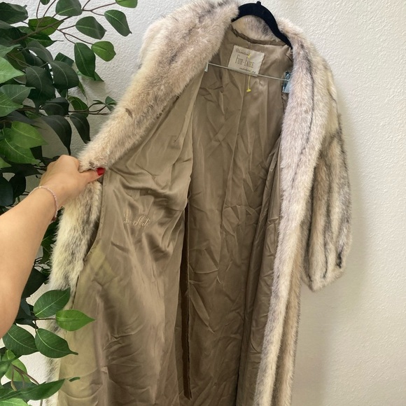 Elegant Vintage Fur Coat 🔥. Female Mink Fur Luxurious & Rare Fur - Picture 15 of 15